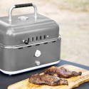 Barbecue charbon portable gris Pit Boss sur table