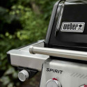 Spirit EP-435 + réchaud latéral Weber couvercle