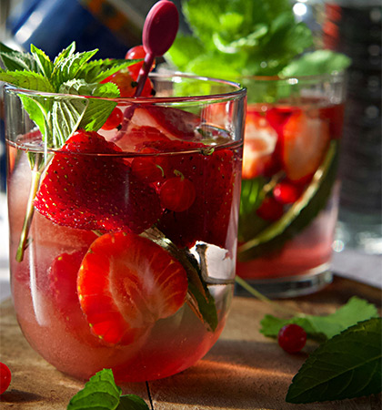 Eau infusée aux fruits rouges