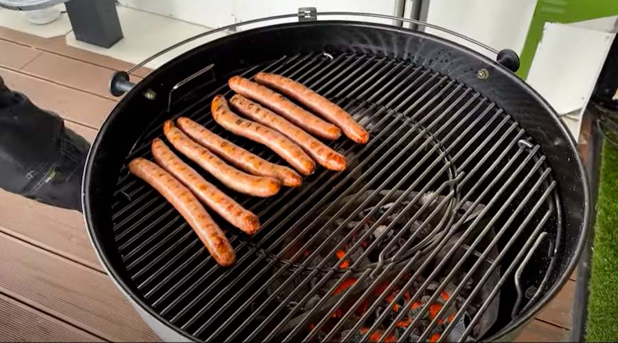 Tuto recette : comment cuire des saucisses au barbecue ?