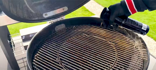 Comment nettoyer sa grille de barbecue? 