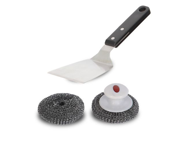 Kit de nettoyage pour plancha Le Marquier avec une spatule inox et 2 boules inox