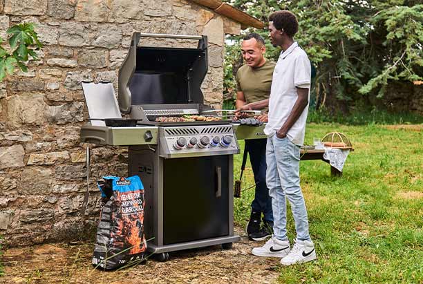 Barbecue gaz Napoléon Rogue PRO-S 425 RSIB Noir