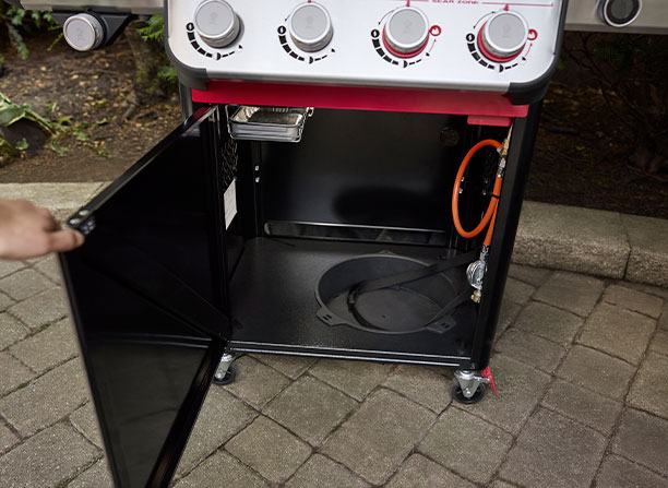 Design robuste du barbecue Weber